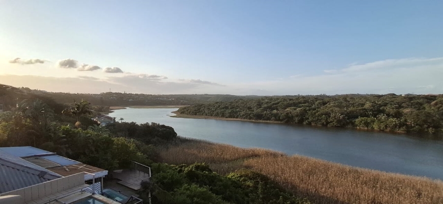 7 Bedroom Property for Sale in Bonza Bay Eastern Cape